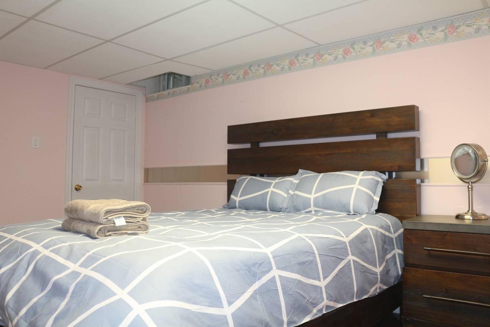 Quiet And Comfortable Homestay Oakville Oda fotoğraf