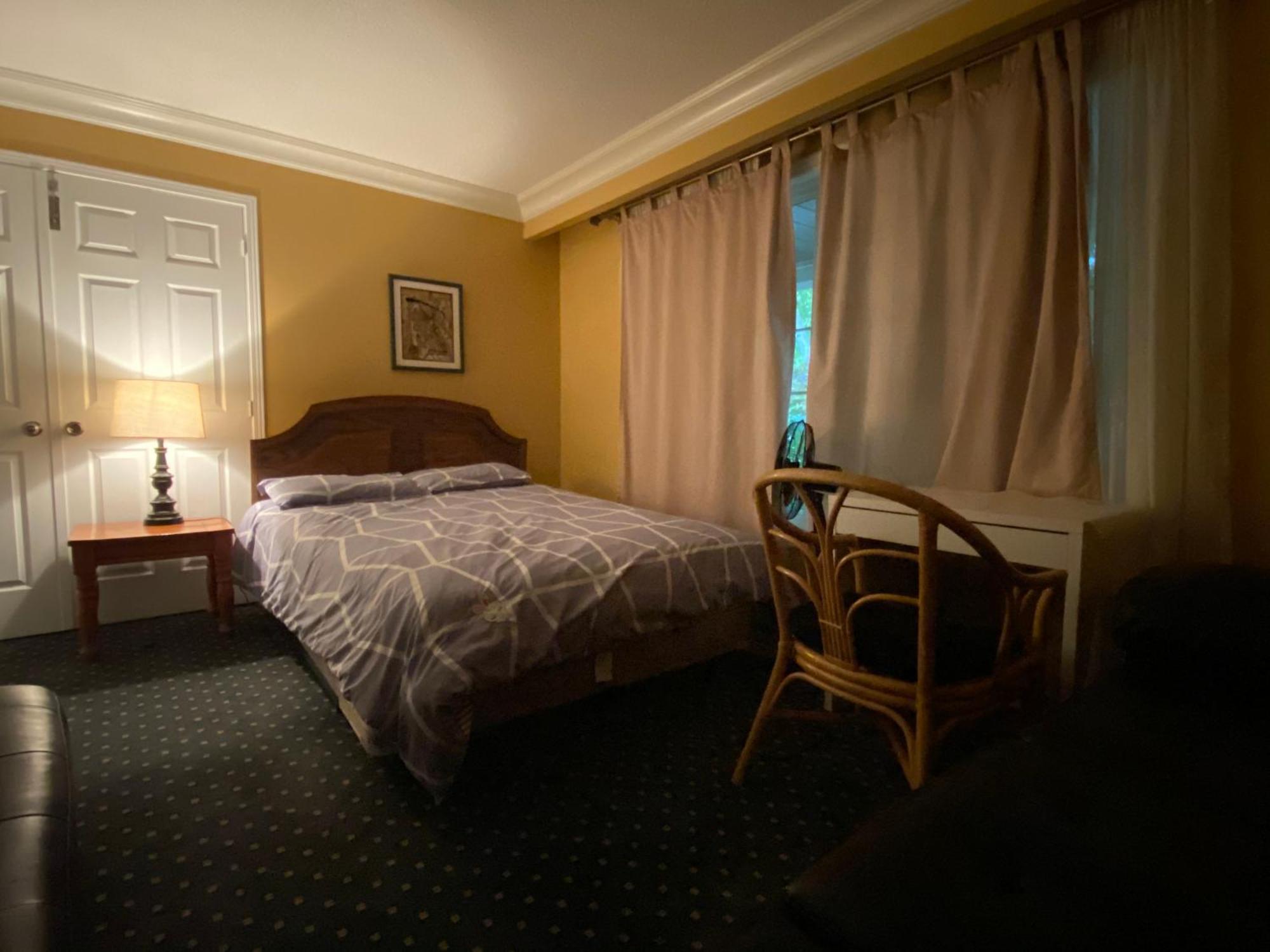 Quiet And Comfortable Homestay Oakville Oda fotoğraf